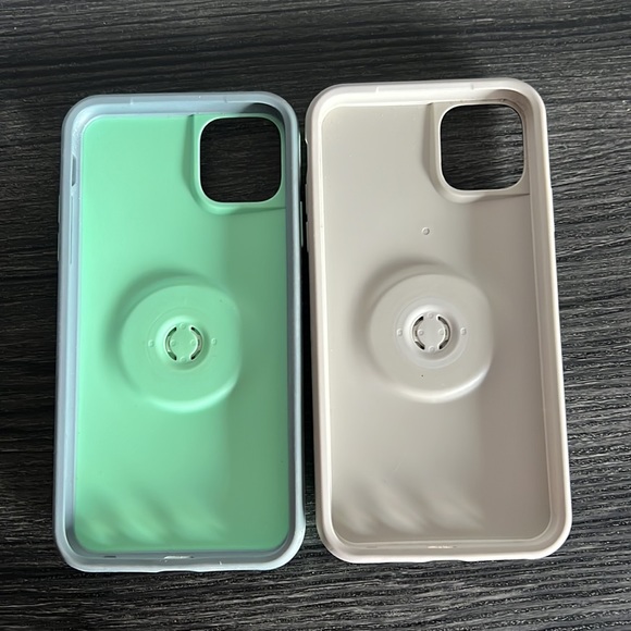 OtterBox Accessories 2 Otter Box Pop Socket Cases For Iphone 1 Pro